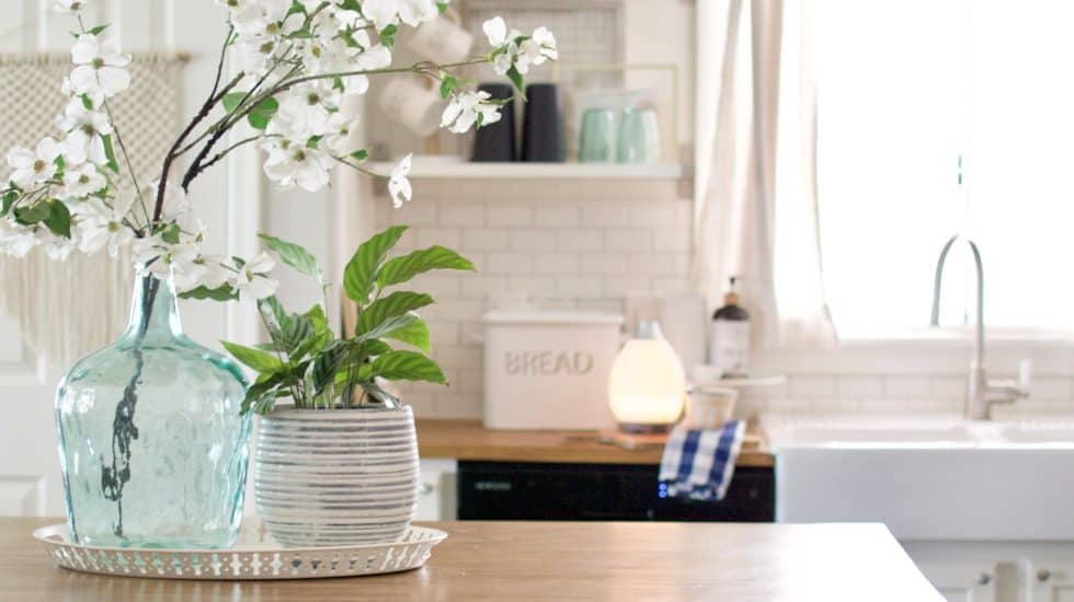 Kitchen Shelf Styling Tips.