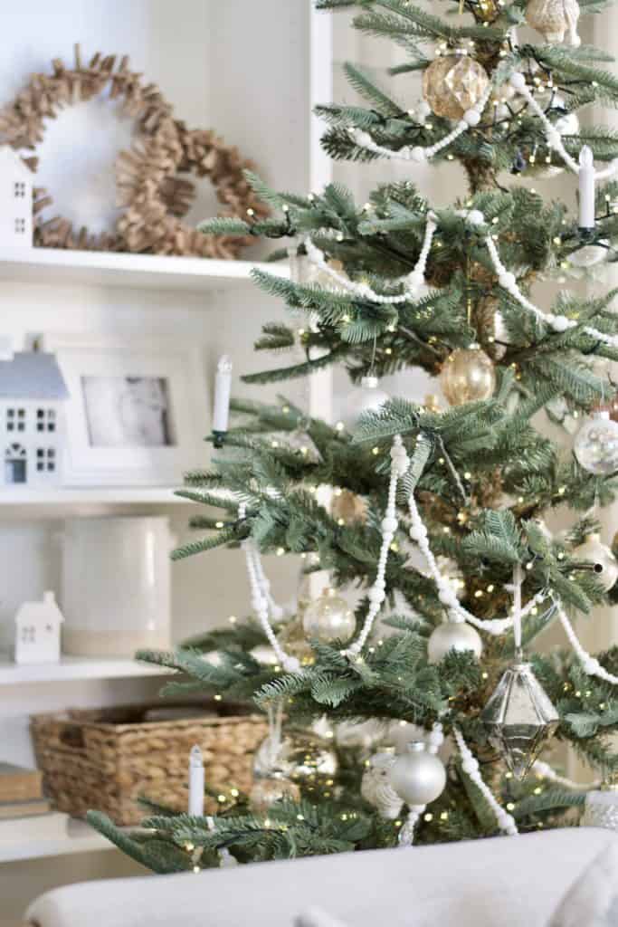 Neutral and classic christmas tree details