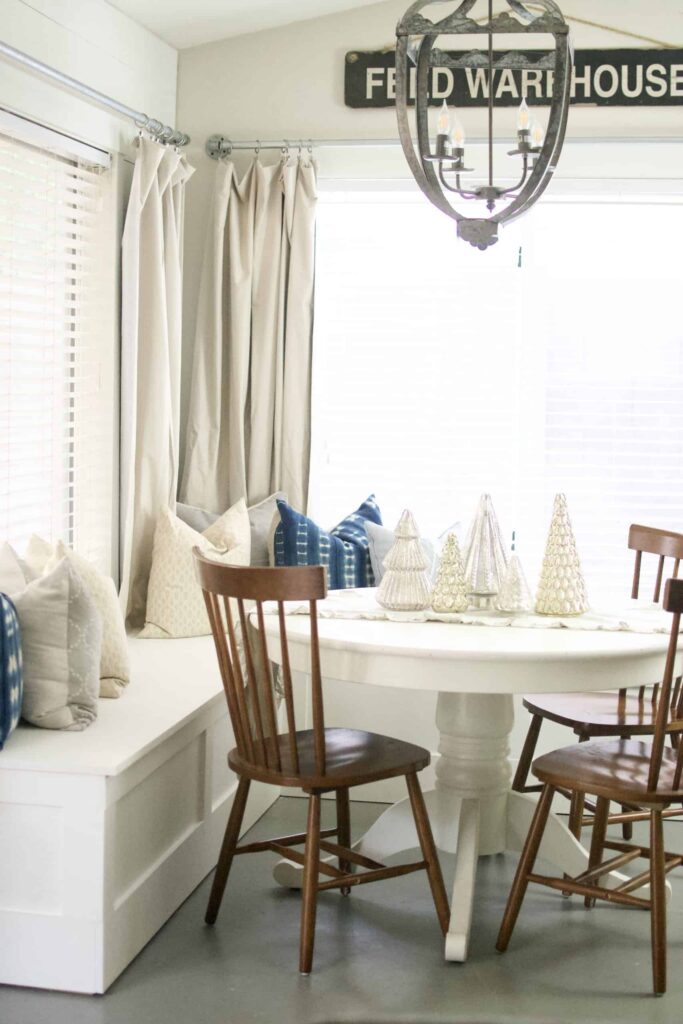 Small kitchen dining nook built ins.