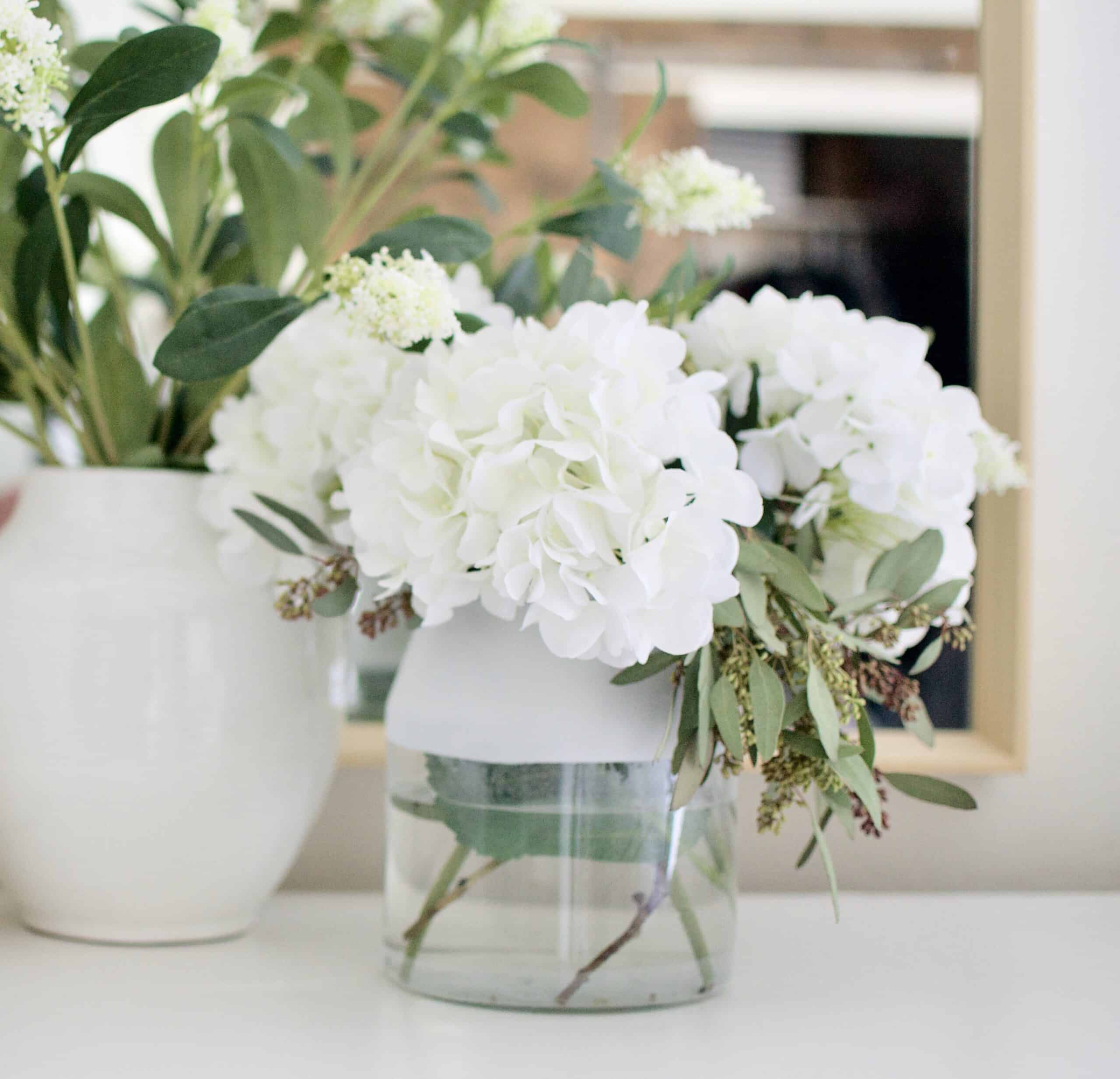 Home Decor Hack Color Dipped glass vase